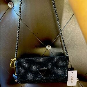 New Guess clutch Three slot pocket NWT free fashion key with purchase